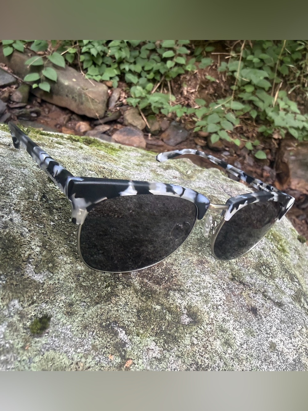 Maho Shades Classic Women's Clubmaster Sunglasses in Black & White Tortoiseshell